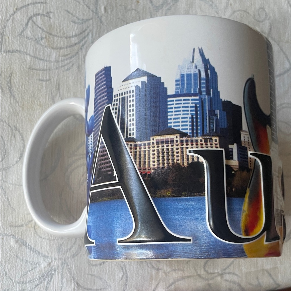 Americaware Cream Ceramic Mug - Picture 5 of 6